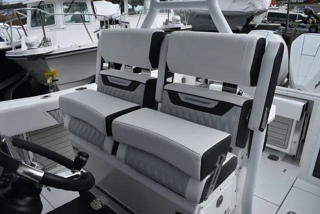 Slide: The Image of Blackfin 272CC 2024 - 63