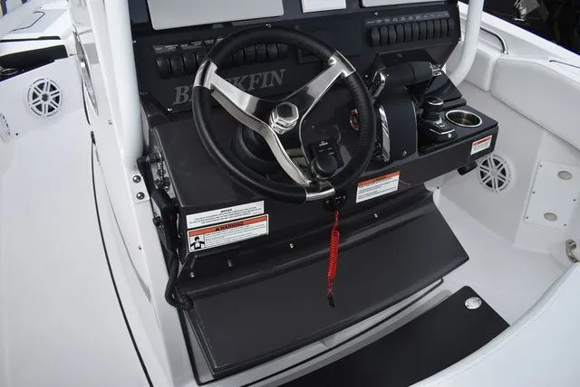 Slide: The Image of Blackfin 272CC 2024 - 65