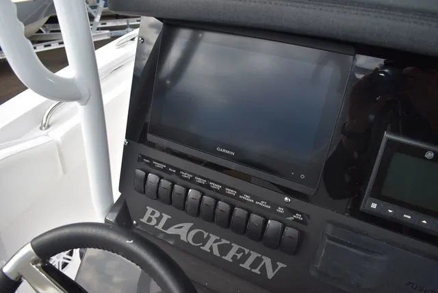 Slide: The Image of Blackfin 272CC 2024 - 68