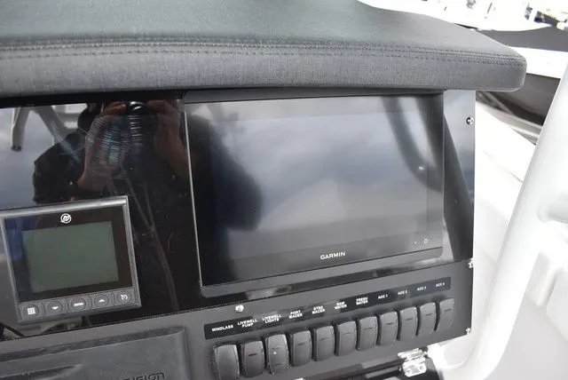 Slide: The Image of Blackfin 272CC 2024 - 70