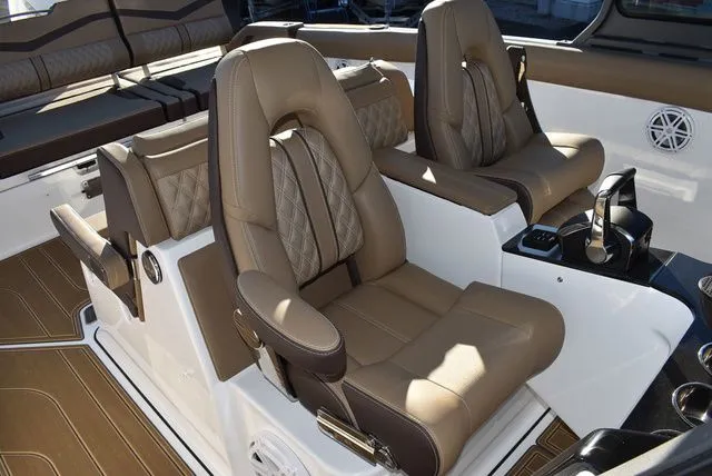 Slide: The Image of Monterey Elite 30 OB 2025 - 50