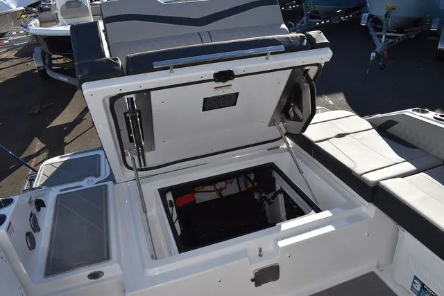 Slide: The Image of Monterey Elite 27 OB 2025 - 37