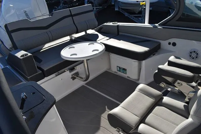 Slide: The Image of Monterey Elite 27 OB 2025 - 52