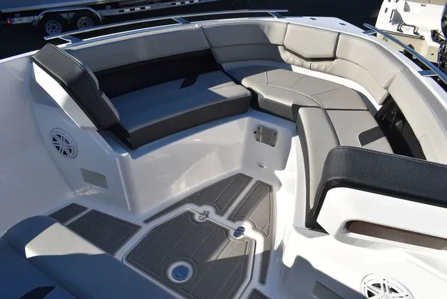 Slide: The Image of Monterey Elite 27 OB 2025 - 69