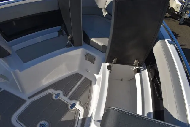 Slide: The Image of Monterey Elite 27 OB 2025 - 74