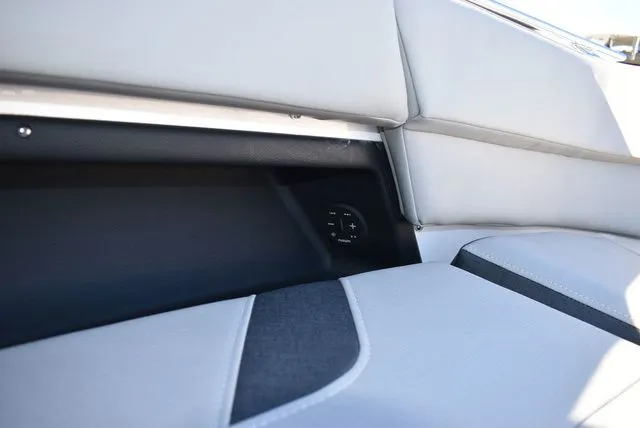 Slide: The Image of Monterey Elite 27 OB 2025 - 76