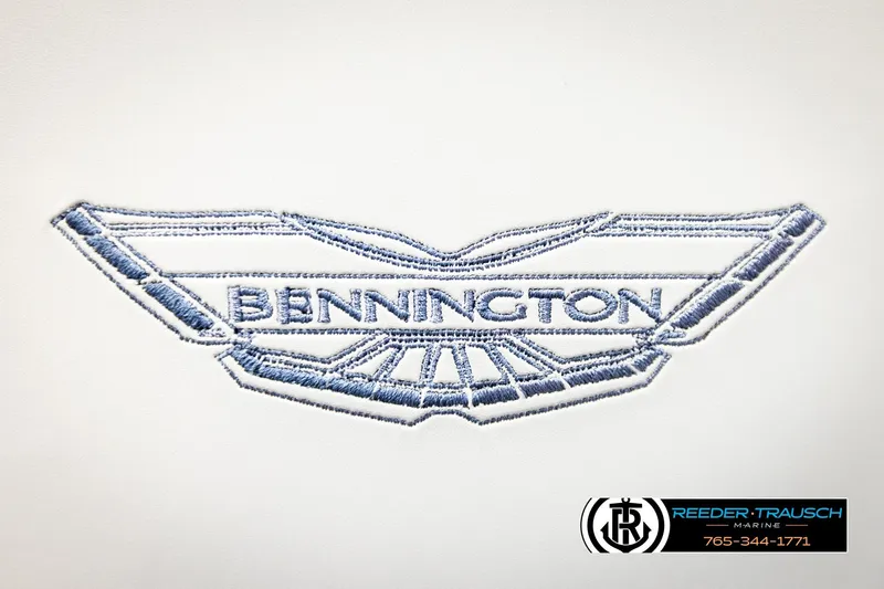 Slide: The Image of Embroidered Bennington logo for 2026 22 MSBSE model by Reeder-Trausch Marine. - 44