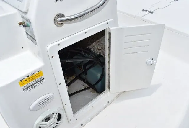 Slide: The Image of Cobia 194 Center Console 1999 - 31