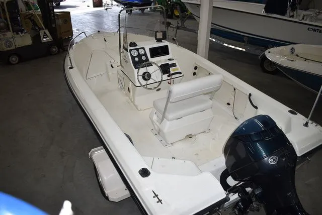 Slide: The Image of Fish Hawk 180 CC 2002 - 7