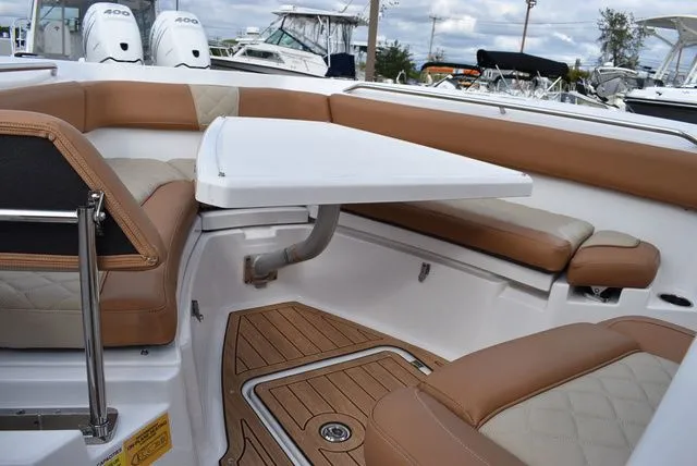 Slide: The Image of NauticStar 242 OS 2024 - 46