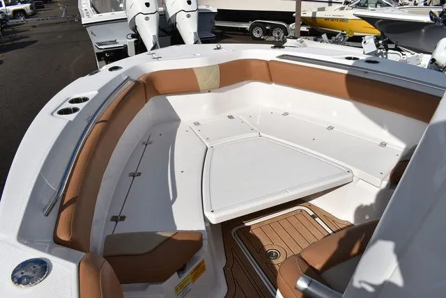 Slide: The Image of NauticStar 242 OS 2024 - 49