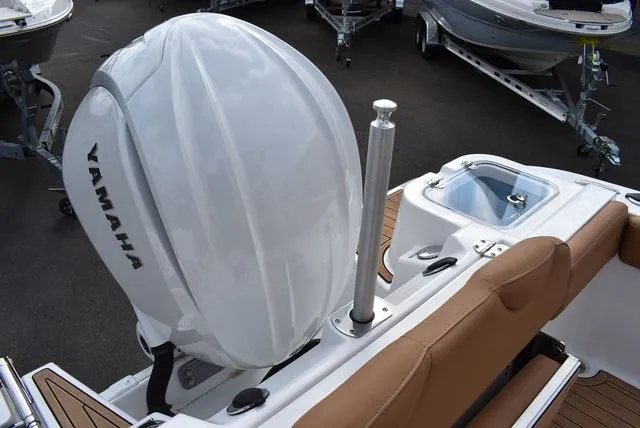 Slide: The Image of NauticStar 242 OS 2024 - 59