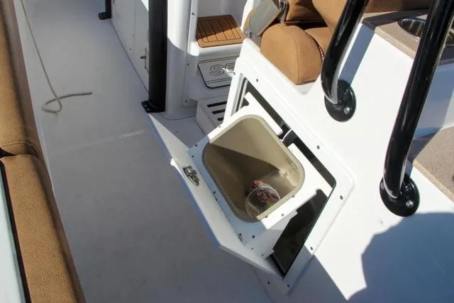 Slide: The Image of Sea Hunt Ultra 275 SE 2021 - 34