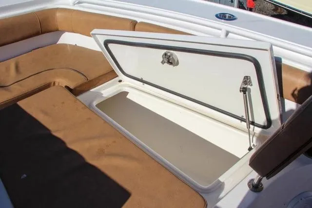 Slide: The Image of Sea Hunt Ultra 275 SE 2021 - 59