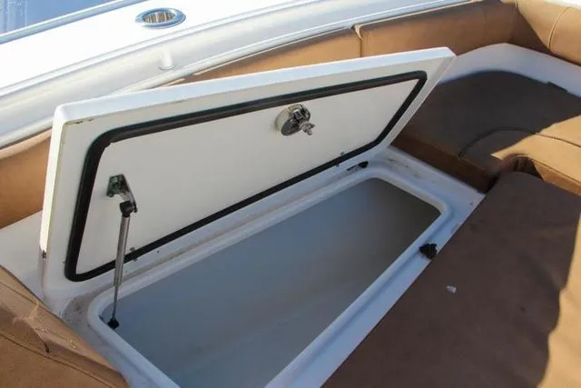 Slide: The Image of Sea Hunt Ultra 275 SE 2021 - 60