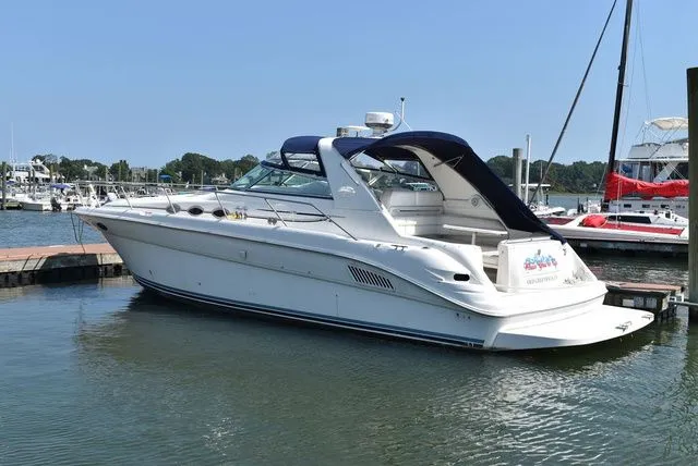 The Image of Sea Ray Sundancer 370 1995 - 1
