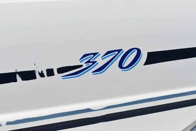 Slide: The Image of Sea Ray Sundancer 370 1995 - 11