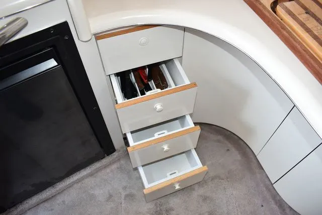 Slide: The Image of Sea Ray Sundancer 370 1995 - 71