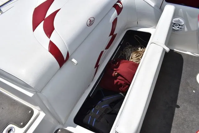 Slide: The Image of Ebbtide 210 Campione 2004 - 25