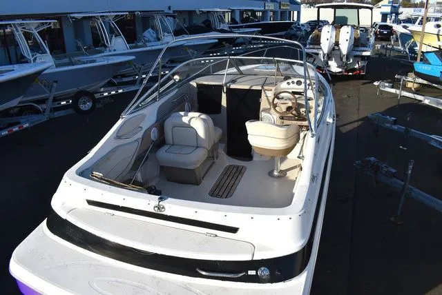 Slide: The Image of Maxum 2300 SC 1999 - 10