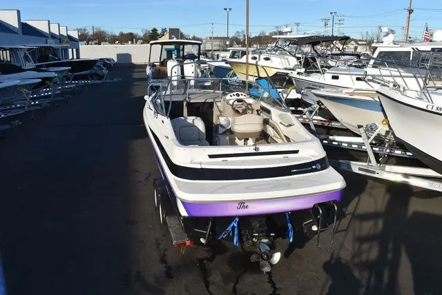 Slide: The Image of Maxum 2300 SC 1999 - 8