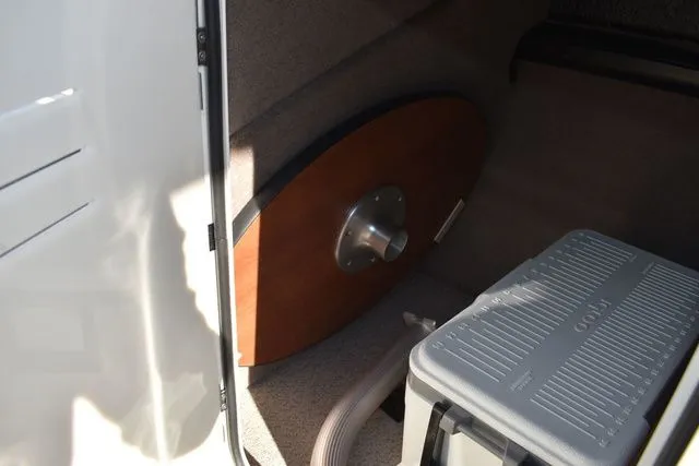 Slide: The Image of Stingray 231 DC 2024 - 46