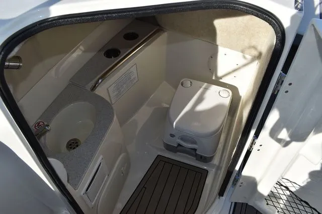 Slide: The Image of Stingray 231 DC 2024 - 63