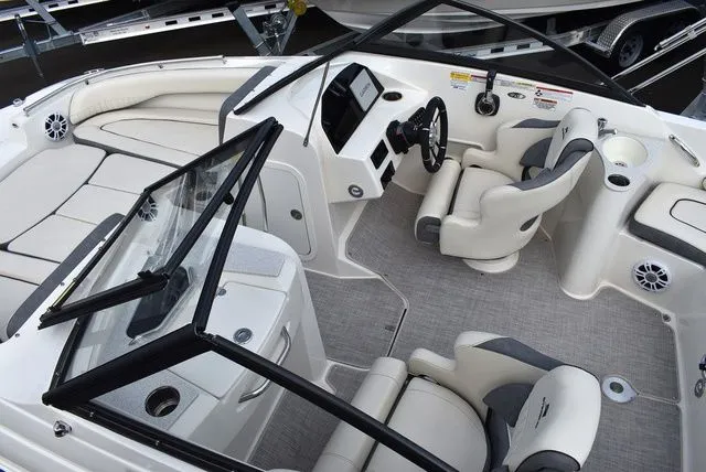 Slide: The Image of Stingray 201 DC 2024 - 11