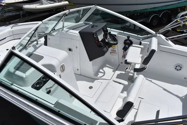 Slide: The Image of Blackfin 232 DC 2023 - 11