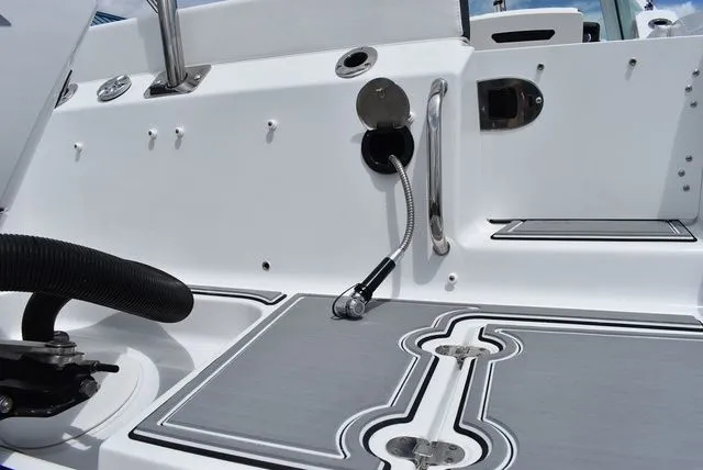 Slide: The Image of Blackfin 232 DC 2023 - 17