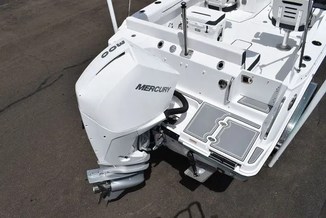 Slide: The Image of Blackfin 232 DC 2023 - 6