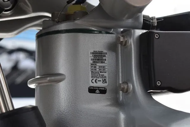 Slide: The Image of Blackfin 272 DC 2025 - 44