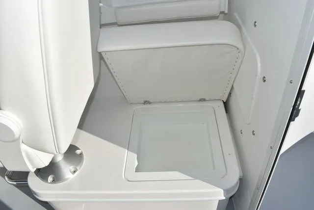 Slide: The Image of Steiger Craft 31 Fisherman 2025 - 36