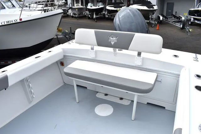 Slide: The Image of Steiger Craft 255 Miami 2025 - 14