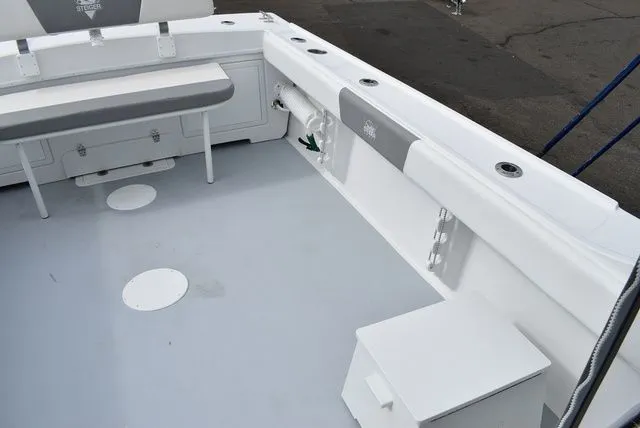 Slide: The Image of Steiger Craft 255 Miami 2025 - 16