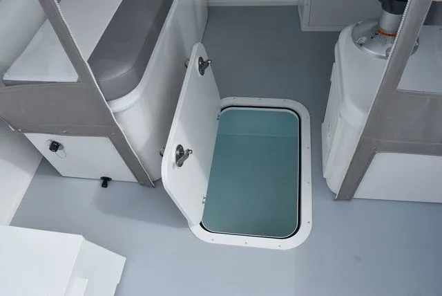 Slide: The Image of Steiger Craft 255 Miami 2025 - 34