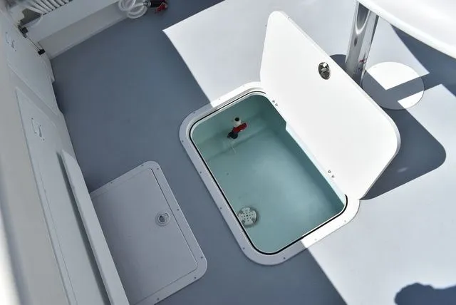 Slide: The Image of Steiger Craft 31 Miami w/Trailer 2023 - 46