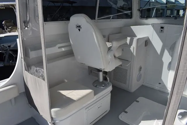 Slide: The Image of Steiger Craft 31 Miami w/Trailer 2023 - 55