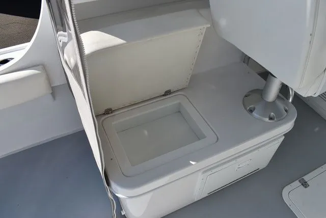 Slide: The Image of Steiger Craft 31 Miami w/Trailer 2023 - 56