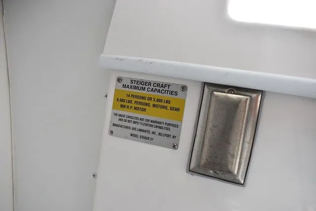 Slide: The Image of Steiger Craft 31 Miami w/Trailer 2023 - 80