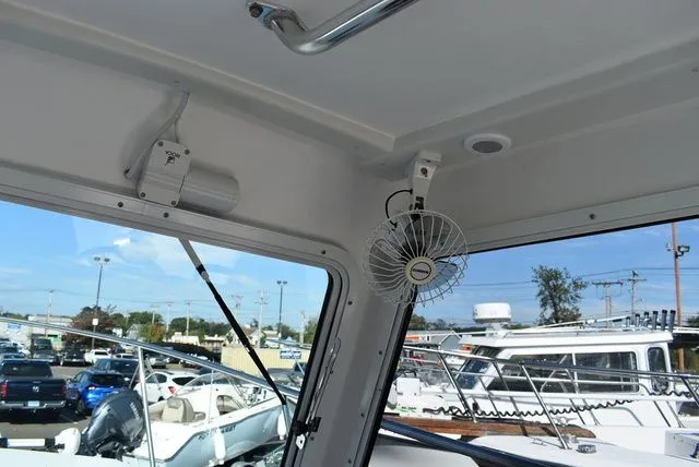 Slide: The Image of Steiger Craft 31 Miami w/Trailer 2023 - 92