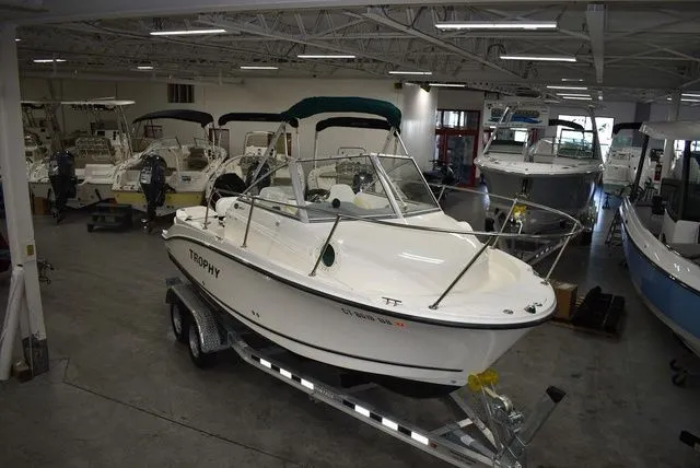 Slide: The Image of Trophy 1902 WA 2006 - 3