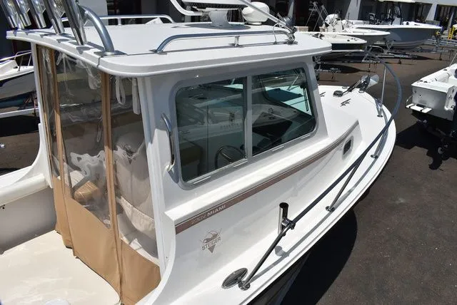 Slide: The Image of Steiger Craft 23 DV Miami 2018 - 15