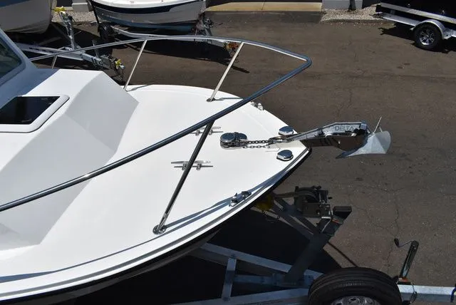 Slide: The Image of Steiger Craft 23 DV Miami 2018 - 18