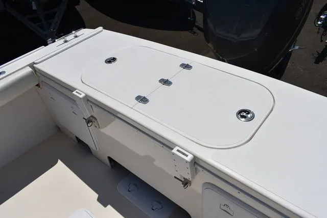 Slide: The Image of Steiger Craft 23 DV Miami 2018 - 32