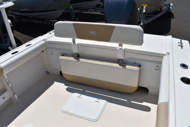 Slide: The Image of Steiger Craft 23 DV Miami 2018 - 36