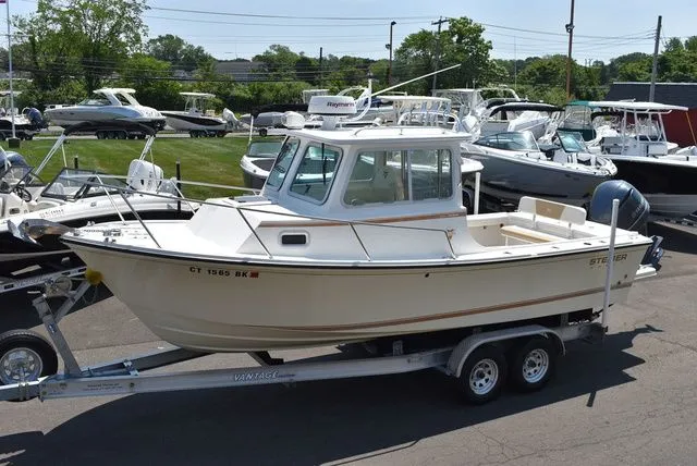 Slide: The Image of Steiger Craft 23 DV Miami 2018 - 4