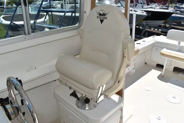 Slide: The Image of Steiger Craft 23 DV Miami 2018 - 44