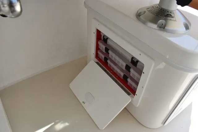 Slide: The Image of Steiger Craft 23 DV Miami 2018 - 47