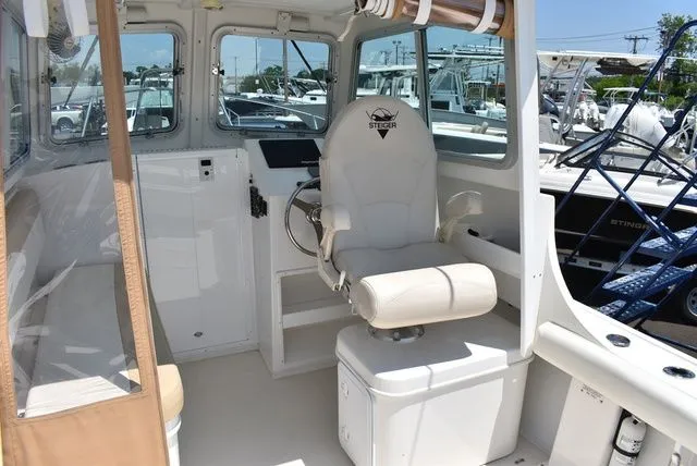 Slide: The Image of Steiger Craft 23 DV Miami 2018 - 49